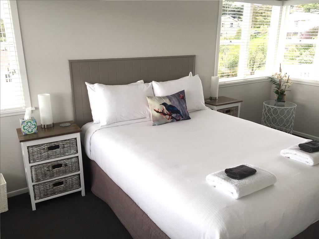 Oneroa Kiwi House Waiheke B&B 외부 사진